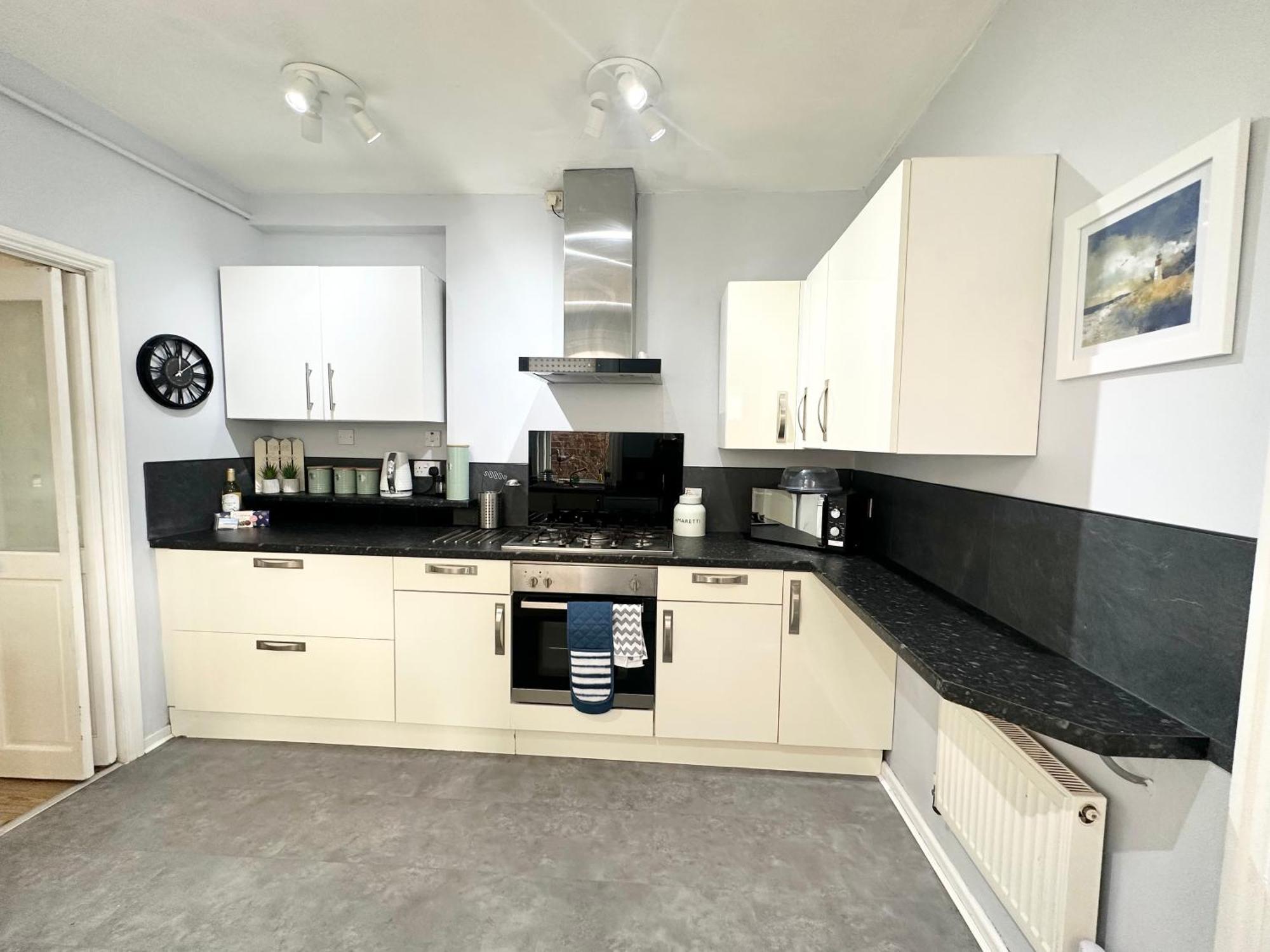 The Capstone Retreat - Beautiful Detached Family Home By Coastline Retreats, Arcade Machine, Parking, Bbq Bournemouth Exteriér fotografie